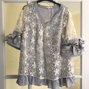 Grey flower unique design top